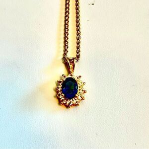 Elegant Gold and Blue Pendant Necklace